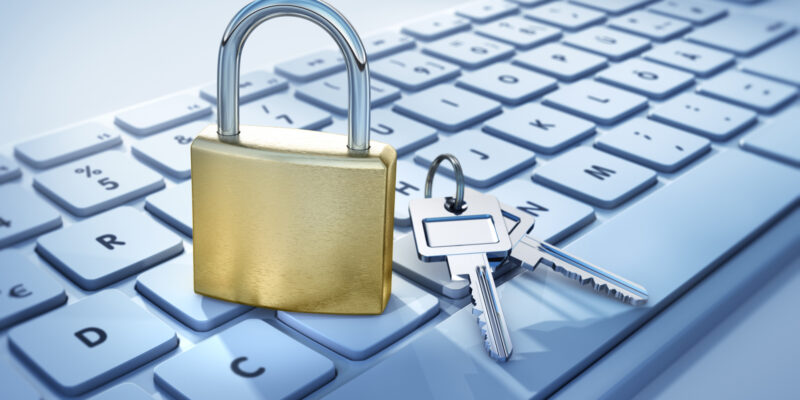 Является ли email персональными данными?